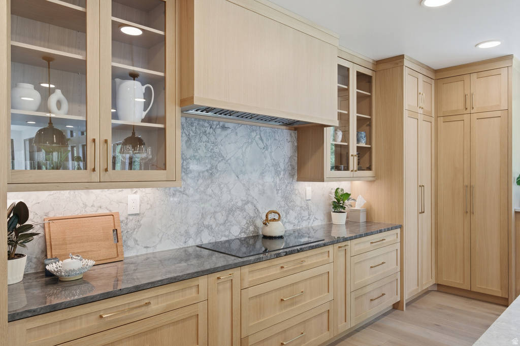 5845 S 1900 E Holladay, UT 84121