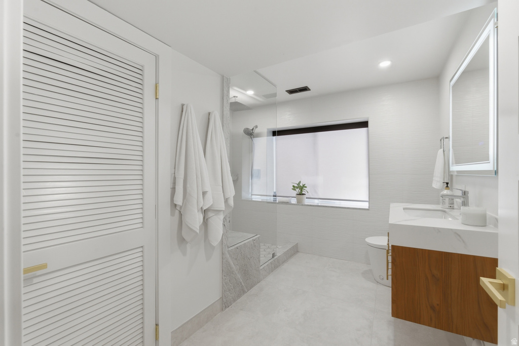 5845 S 1900 E Holladay, UT 84121