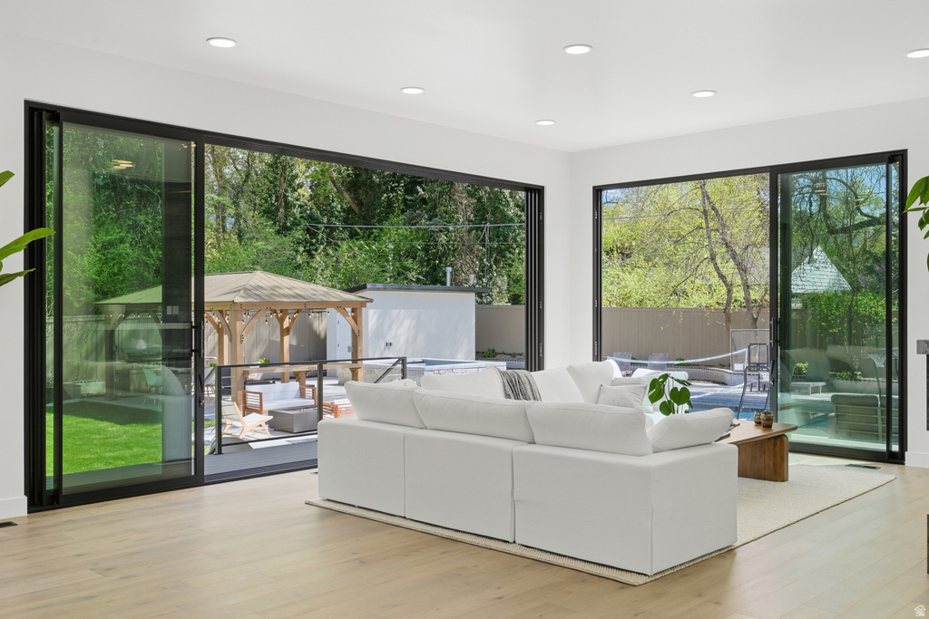 5845 S 1900 E Holladay, UT 84121