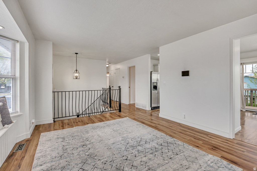 6873 S RED ELM CIR West Jordan, UT 84081