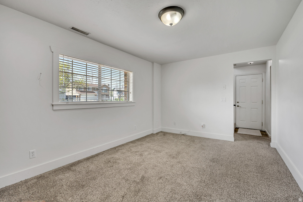 6873 S RED ELM CIR West Jordan, UT 84081