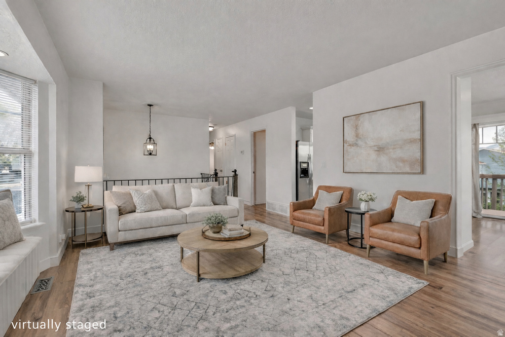 6873 S RED ELM CIR West Jordan, UT 84081