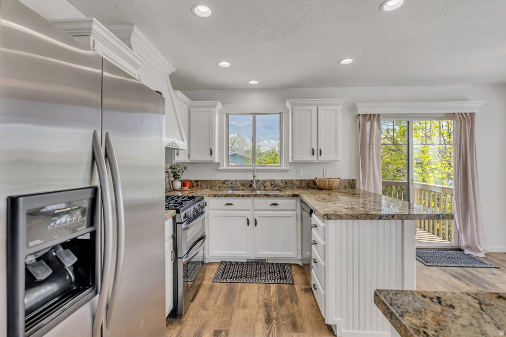 6873 S RED ELM CIR West Jordan, UT 84081