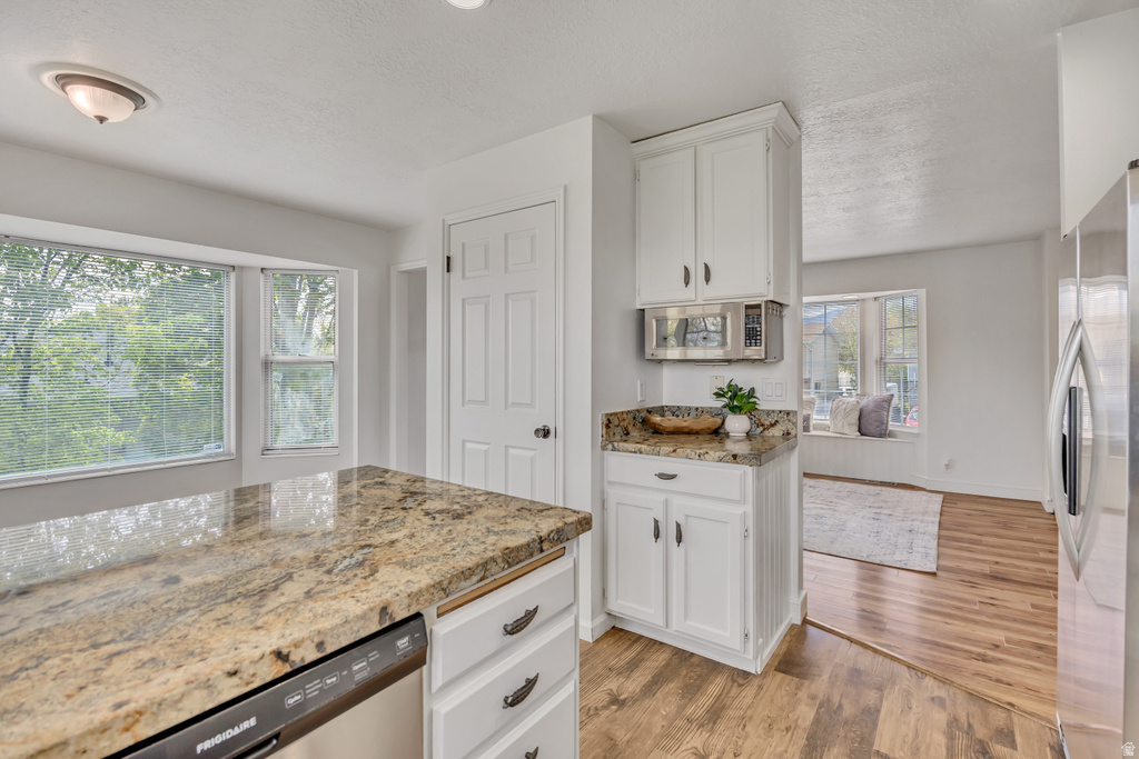 6873 S RED ELM CIR West Jordan, UT 84081