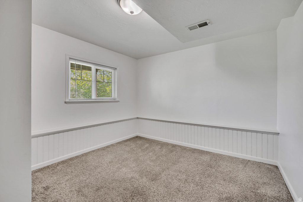 6873 S RED ELM CIR West Jordan, UT 84081