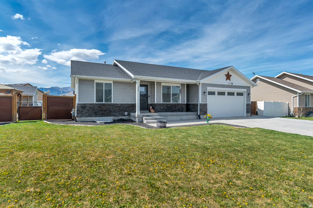 256 WORTHINGTON ST Grantsville, UT 84029