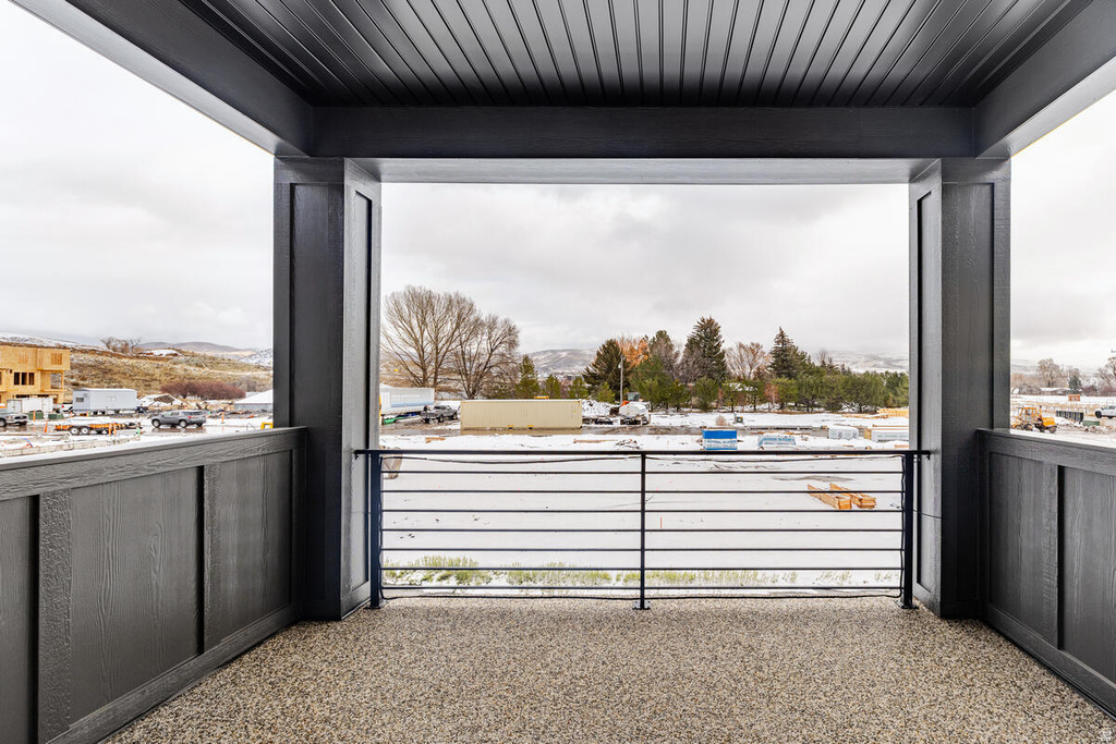 5846 N JEEDER DR Mountain Green, UT 84050