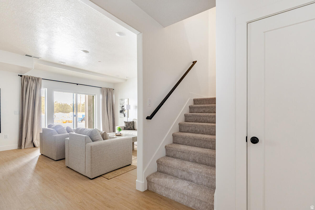 5846 N JEEDER DR Mountain Green, UT 84050