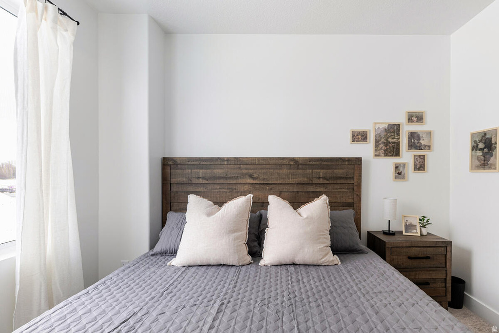 5842 N JEEDER DR Mountain Green, UT 84050