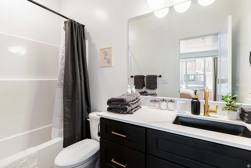 5842 N JEEDER DR Mountain Green, UT 84050