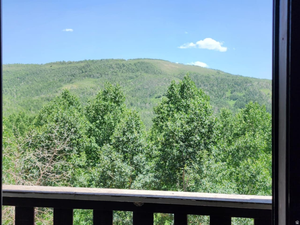 11829 FALCON PT #H21 Huntsville, UT 84317