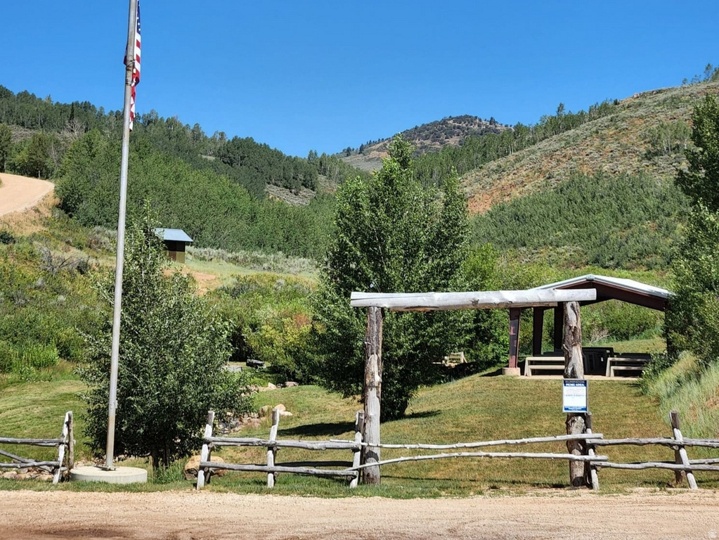 7434 N RENDEZVOUS RD Huntsville, UT 84317