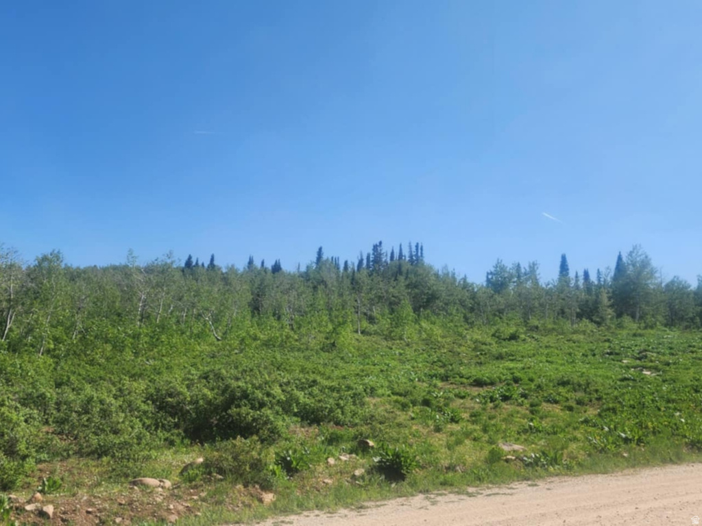 7434 N RENDEZVOUS RD Huntsville, UT 84317