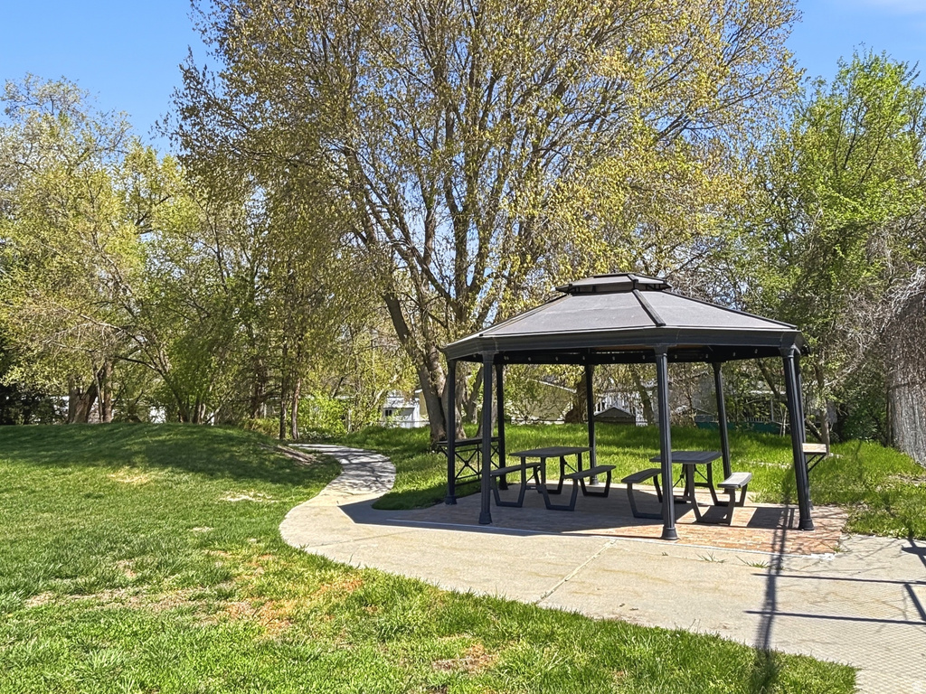 5019 S BEAVERBROOK LN #230 Murray, UT 84117