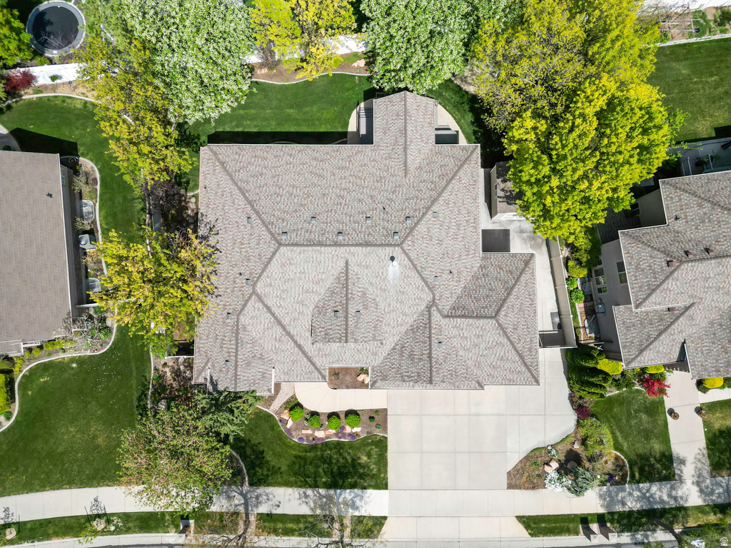 3058 W CRYSTAL PALACE South Jordan, UT 84095