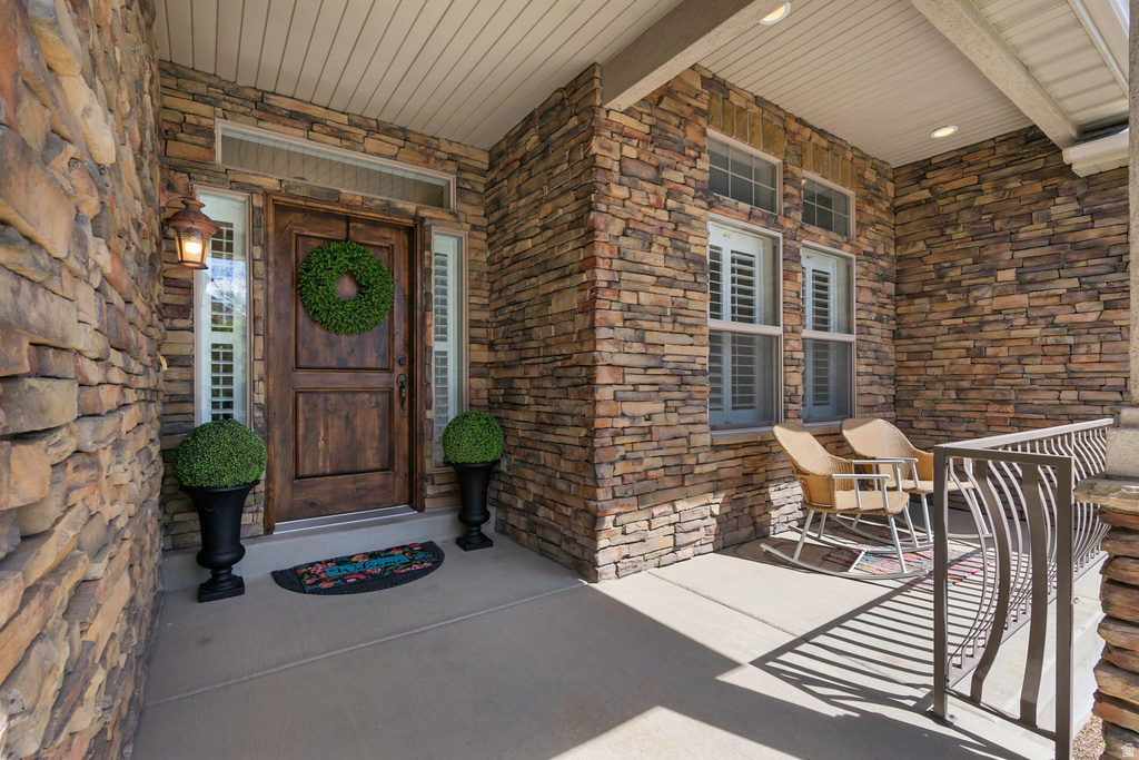 3058 W CRYSTAL PALACE South Jordan, UT 84095