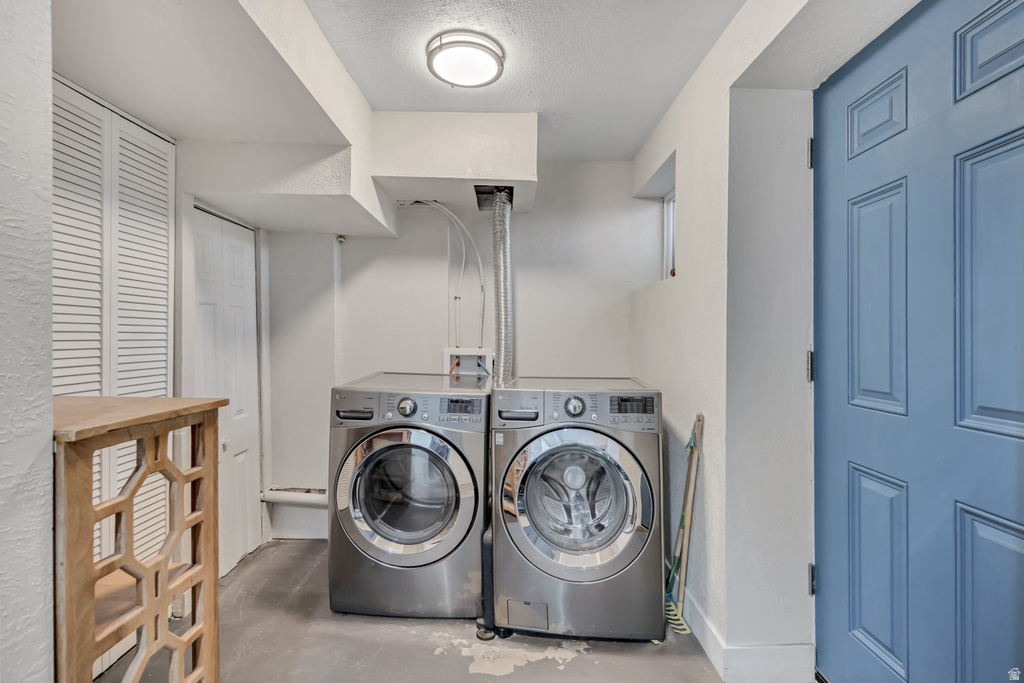 1797 E SKI VIEW DR DR Sandy, UT 84092