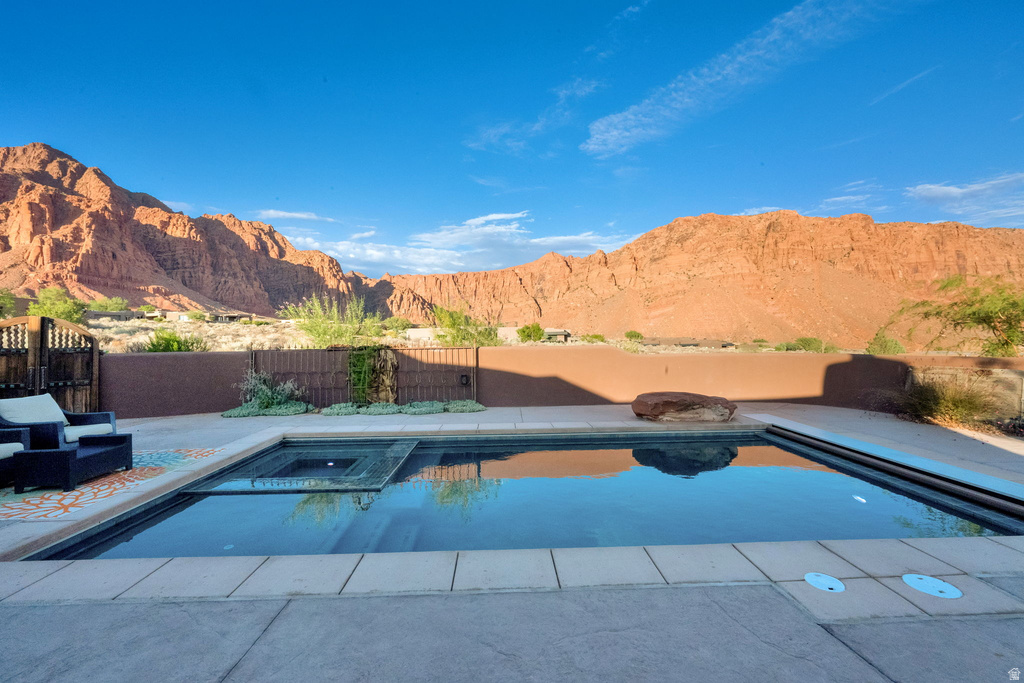 1060 W WINTOOK DR Ivins, UT 84738