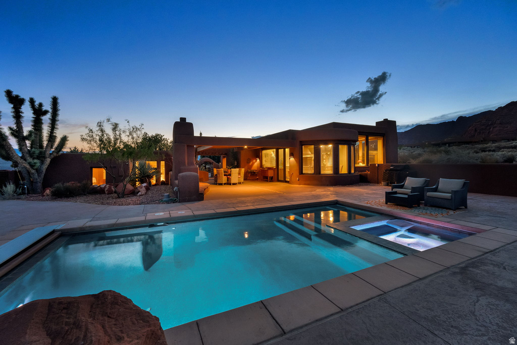 1060 W WINTOOK DR Ivins, UT 84738