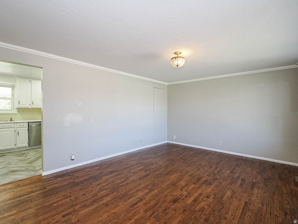 930 N AMETHYST ST Layton, UT 84041