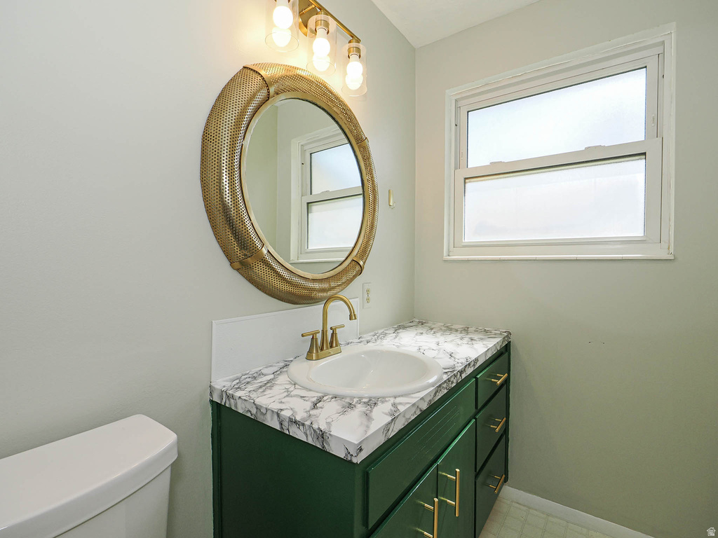 930 N AMETHYST ST Layton, UT 84041