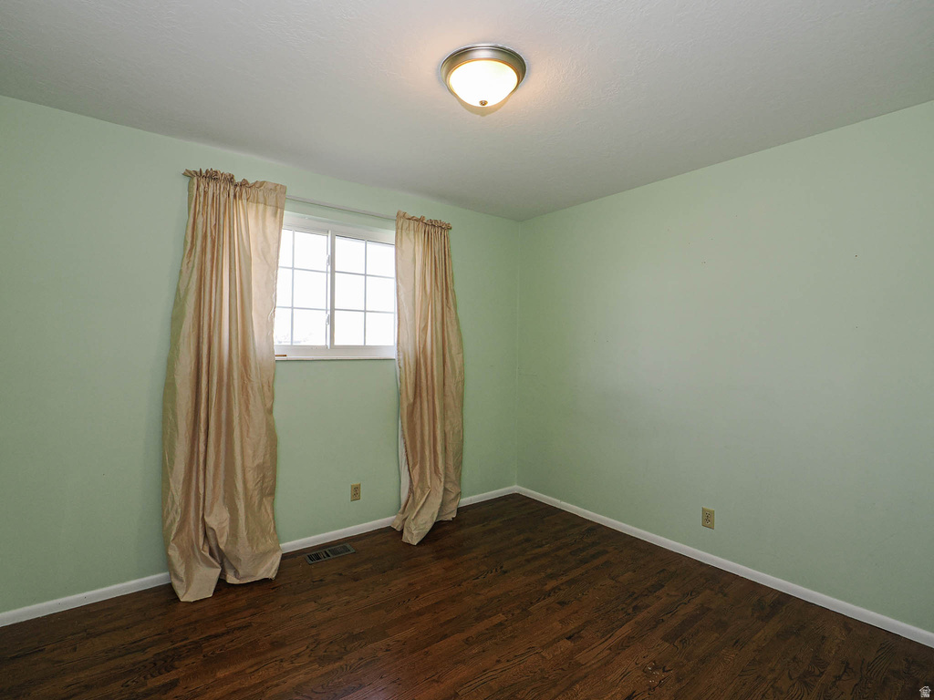 930 N AMETHYST ST Layton, UT 84041