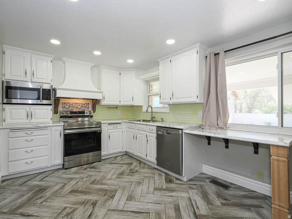 930 N AMETHYST ST Layton, UT 84041