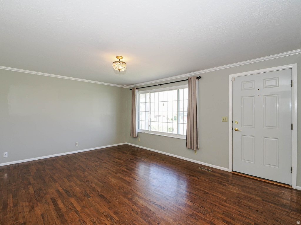 930 N AMETHYST ST Layton, UT 84041