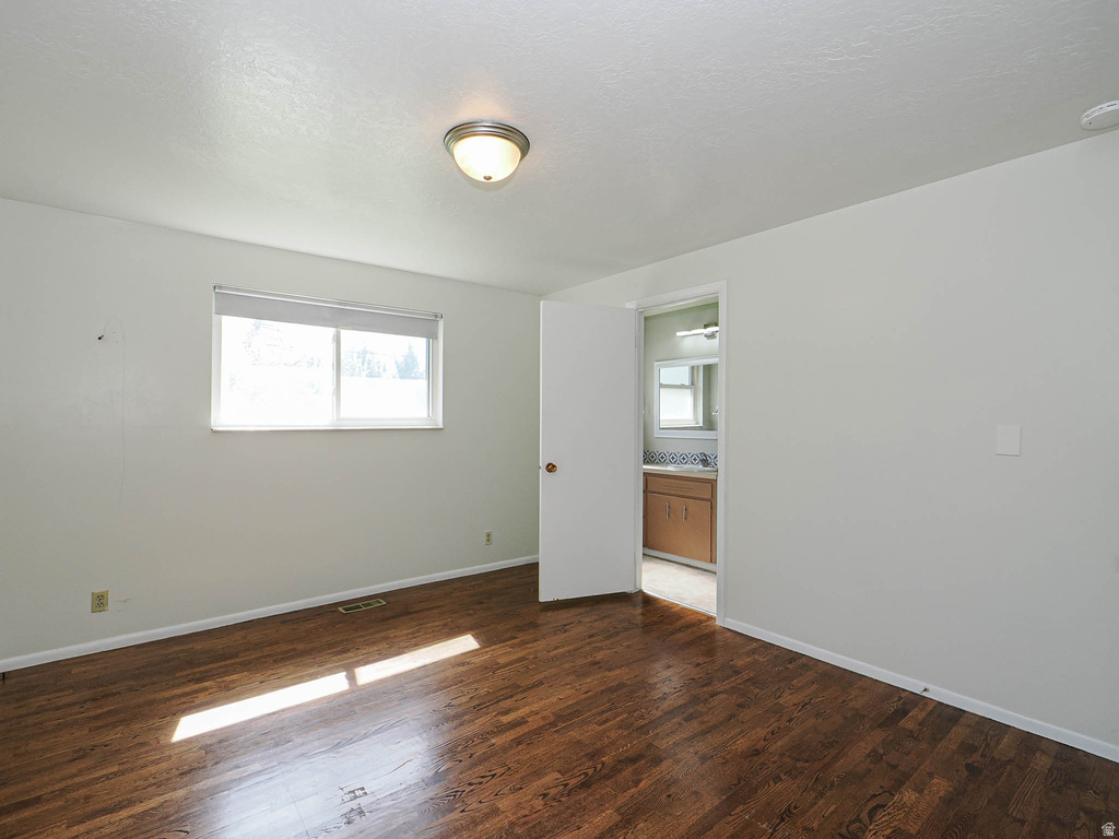 930 N AMETHYST ST Layton, UT 84041