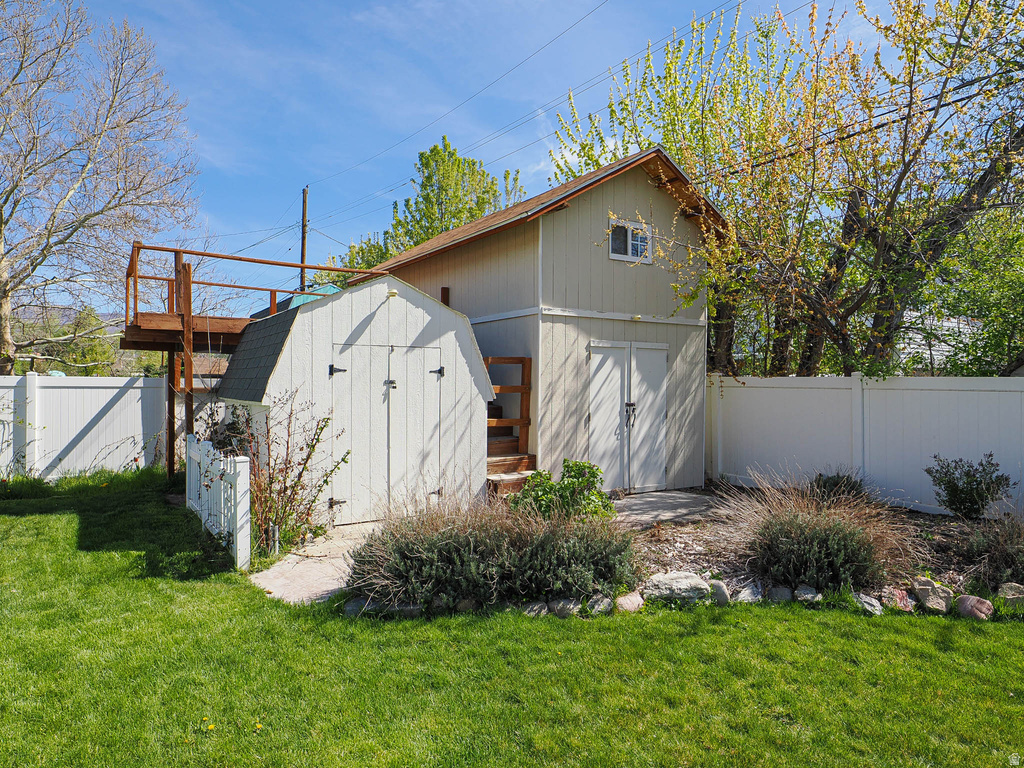 930 N AMETHYST ST Layton, UT 84041