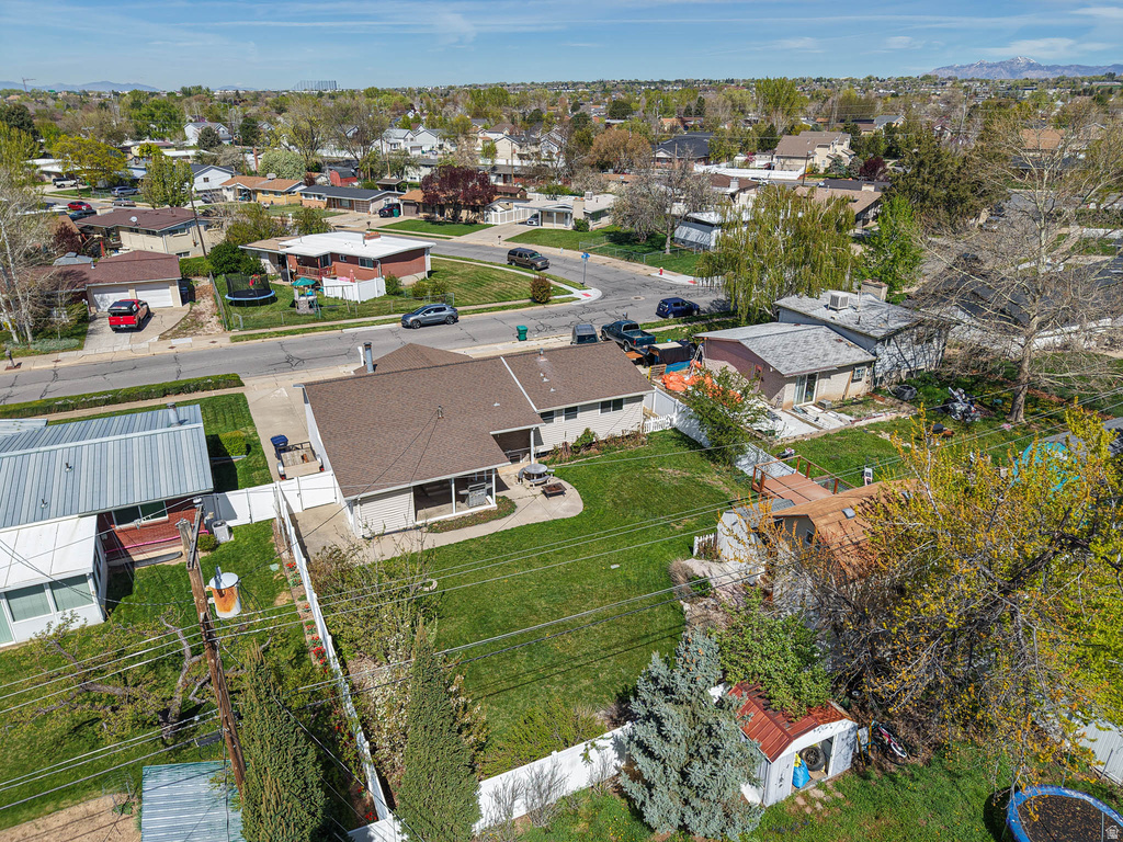 930 N AMETHYST ST Layton, UT 84041