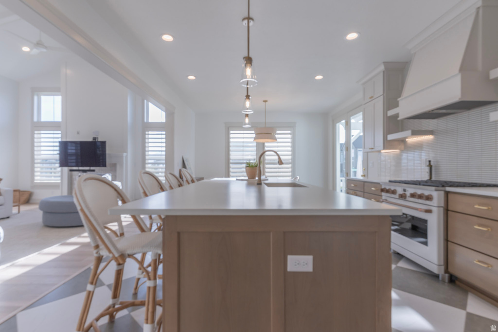 6543 W LAKE AVE South Jordan, UT 84009