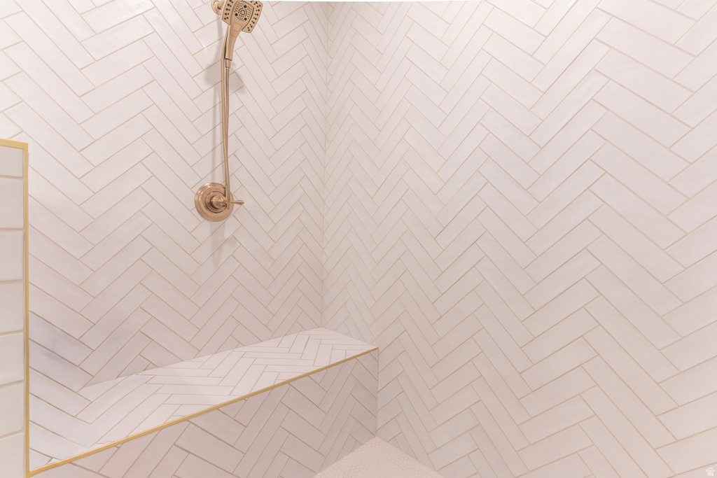 6543 W LAKE AVE South Jordan, UT 84009