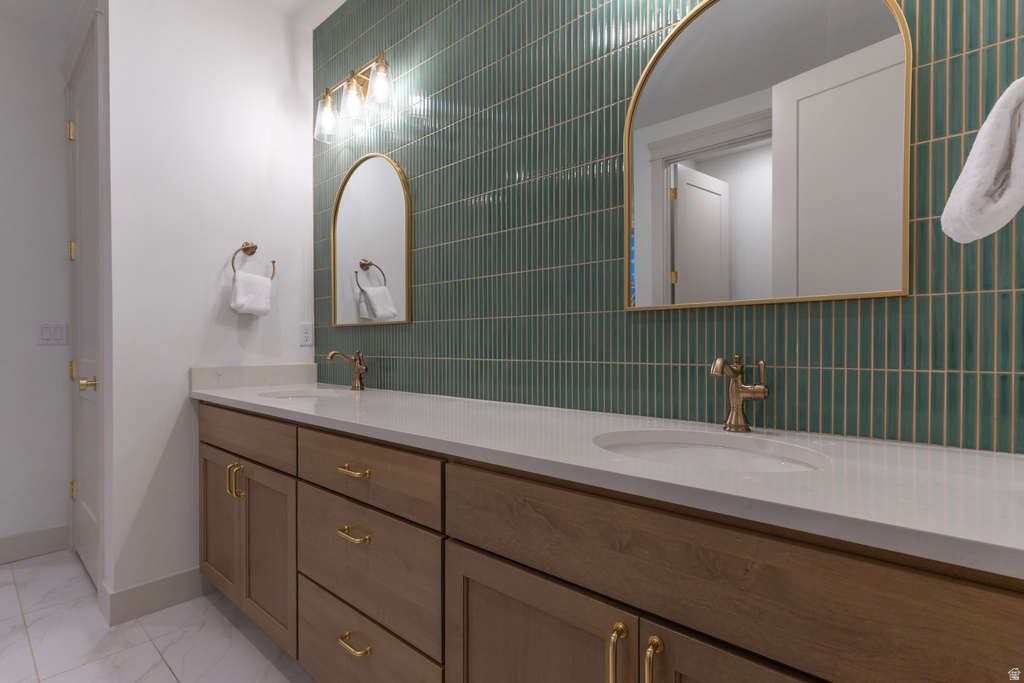 6543 W LAKE AVE South Jordan, UT 84009