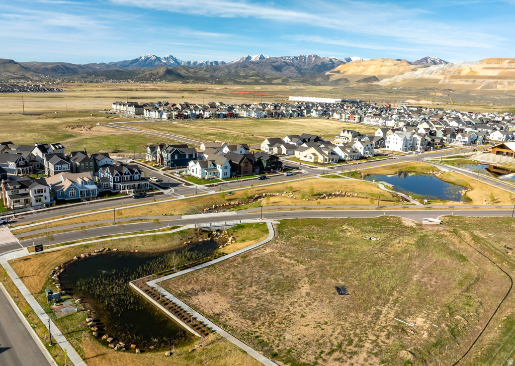 6543 W LAKE AVE South Jordan, UT 84009