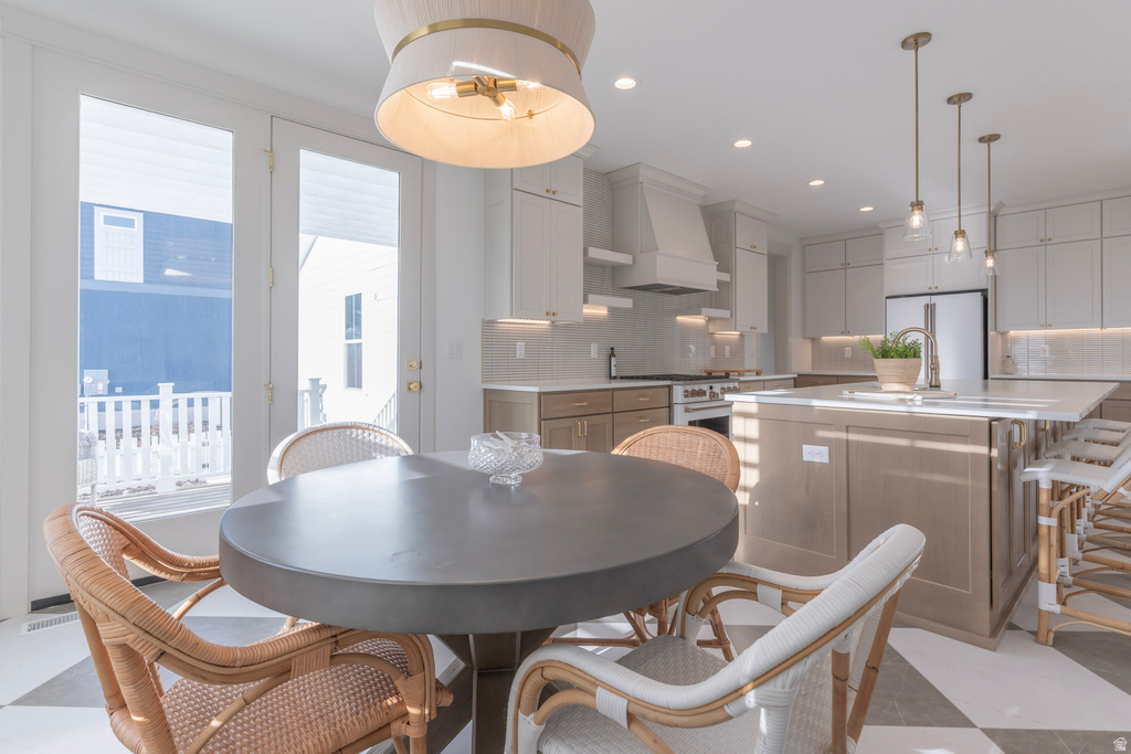 6543 W LAKE AVE South Jordan, UT 84009