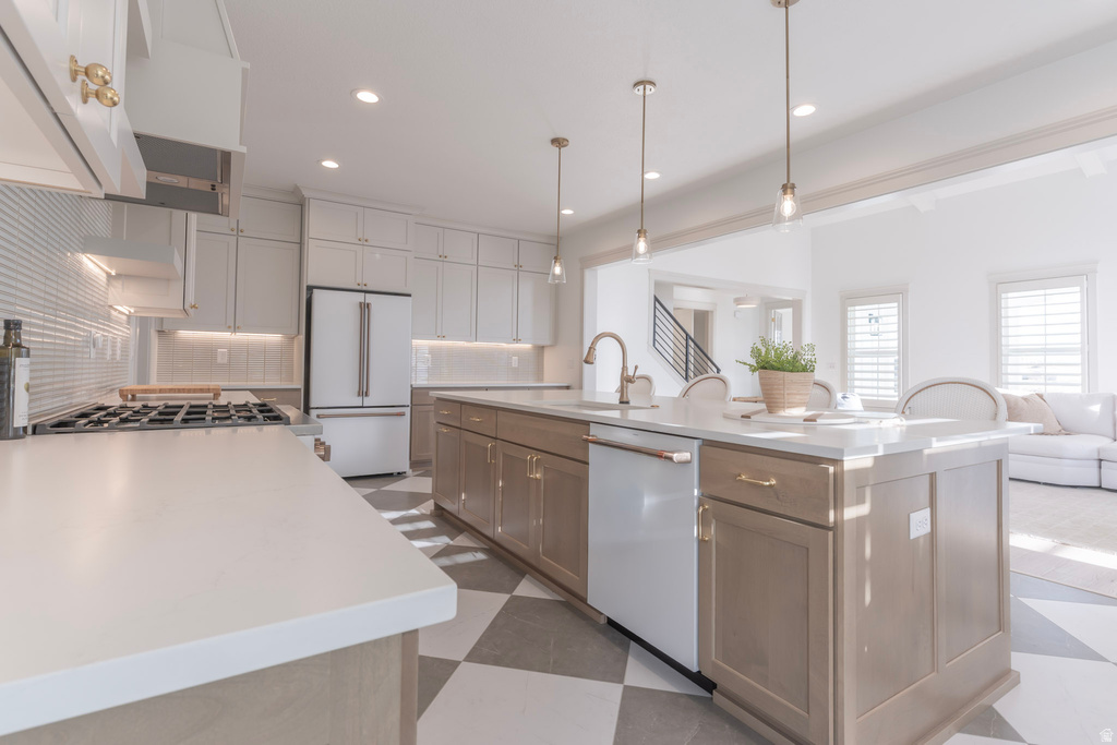 6543 W LAKE AVE South Jordan, UT 84009