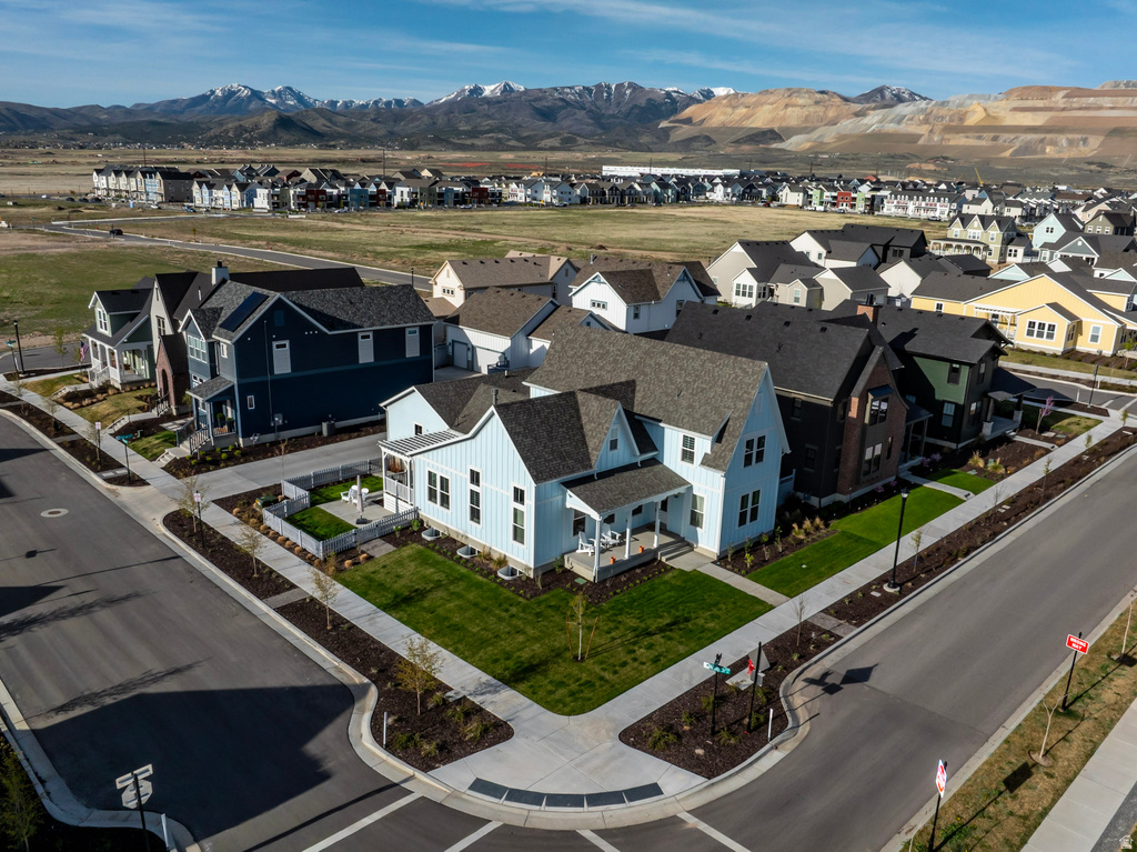 6543 W LAKE AVE South Jordan, UT 84009