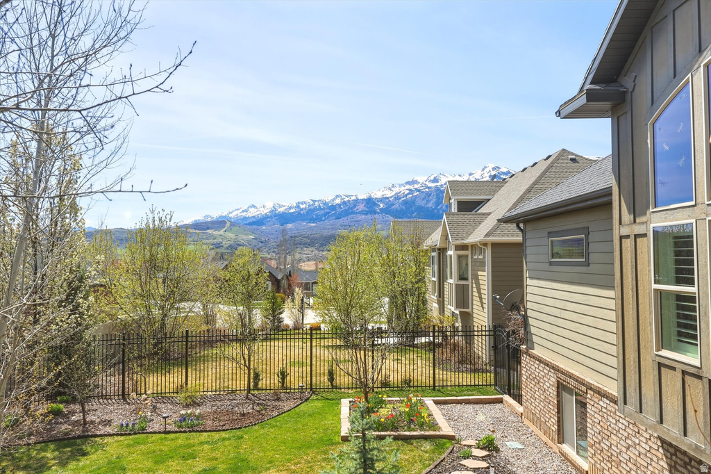 5938 STAMPEDE LN Mountain Green, UT 84050