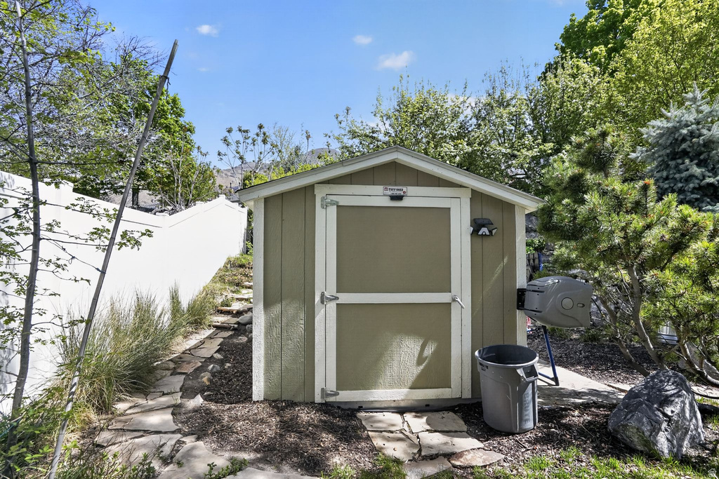 9314 N CANYON RD Cedar Hills, UT 84062