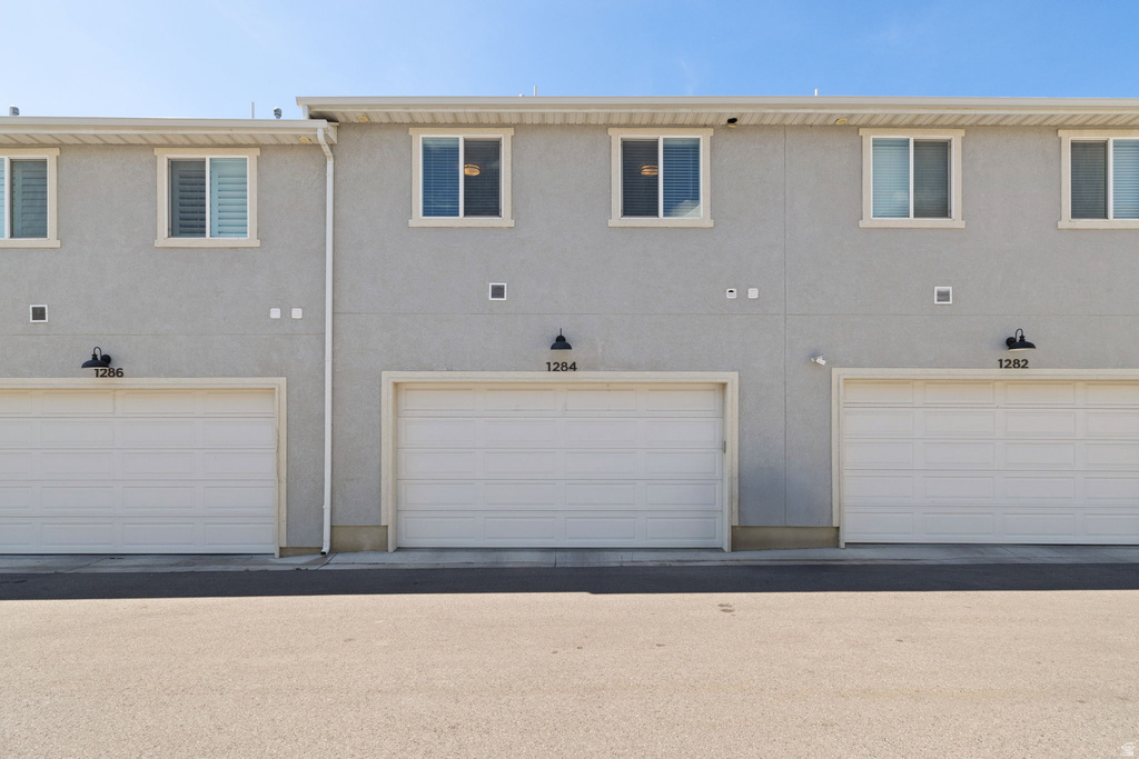 1284 S 1050 E Provo, UT 84606