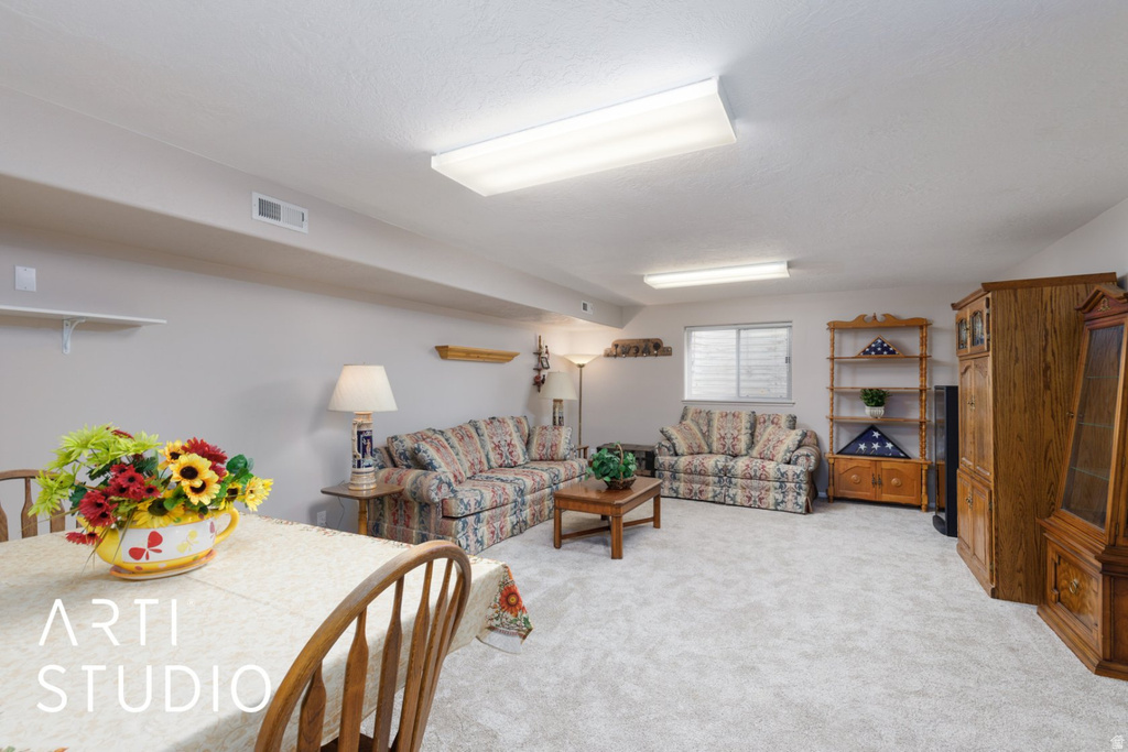 1014 E 5750 S South Ogden, UT 84405