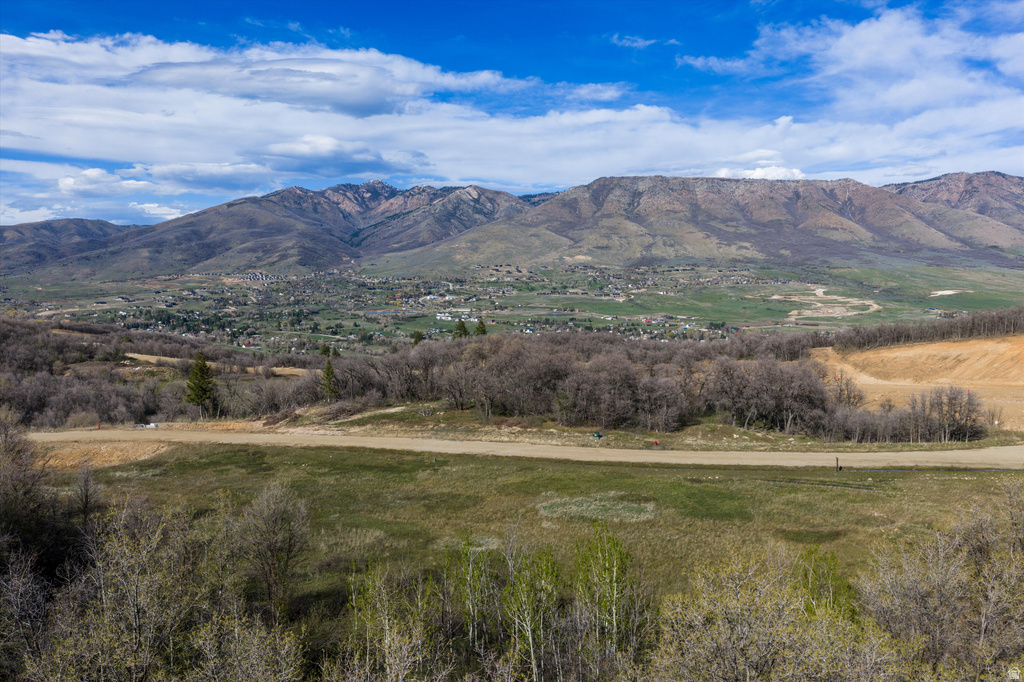4173 E 2050 N Eden, UT 84310