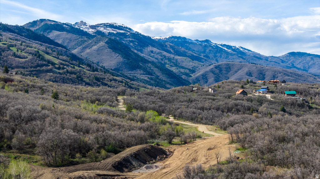 4173 E 2050 N Eden, UT 84310