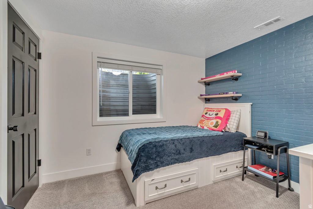 1026 W 450 S Layton, UT 84041