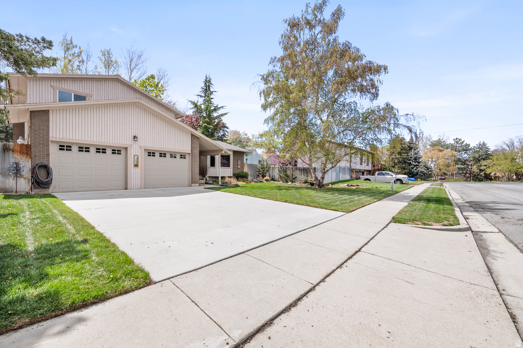 3528 E COUNTRY HOLLOW DR Cottonwood Heights, UT 84121