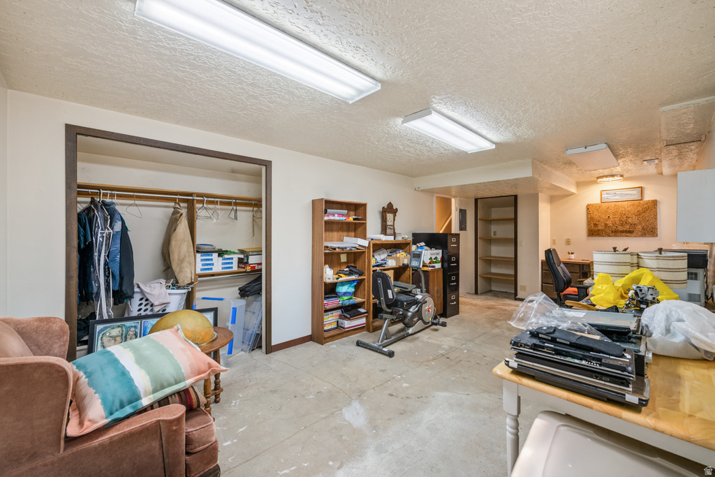 3528 E COUNTRY HOLLOW DR Cottonwood Heights, UT 84121