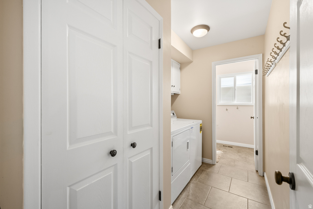 3528 E COUNTRY HOLLOW DR Cottonwood Heights, UT 84121