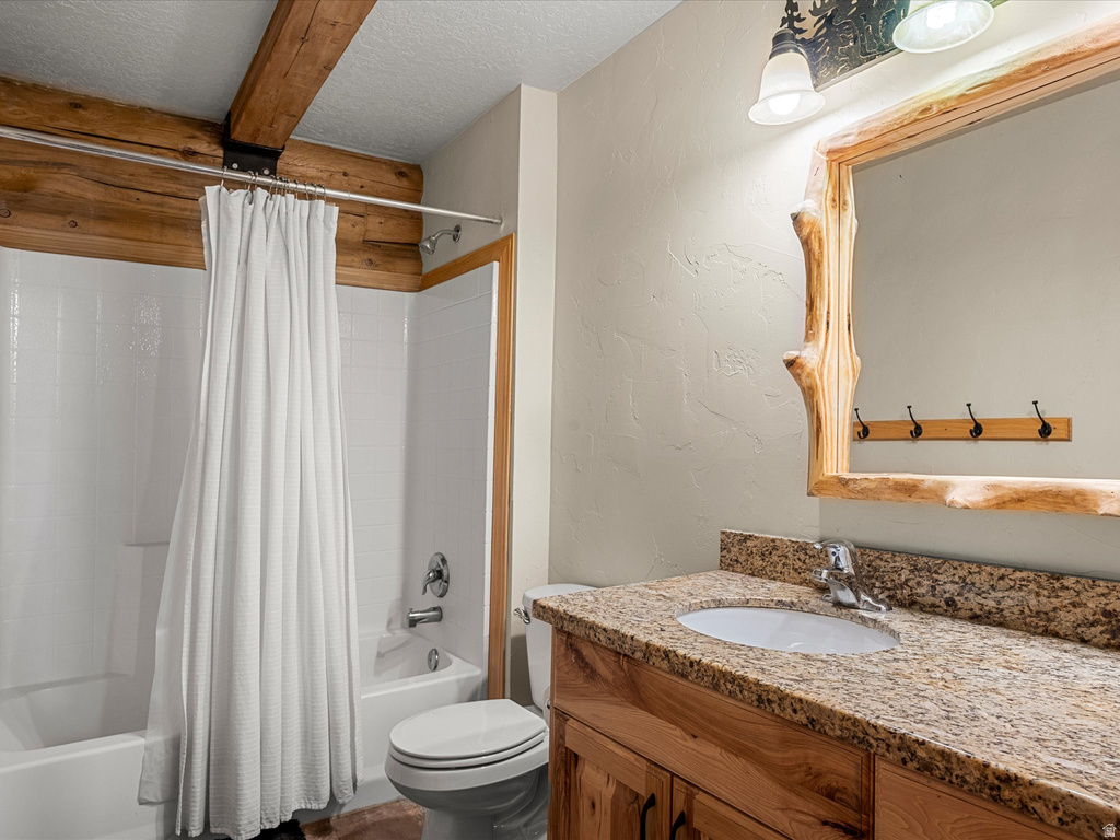 2372 S HIDAWAY CIR Garden City, UT 84028