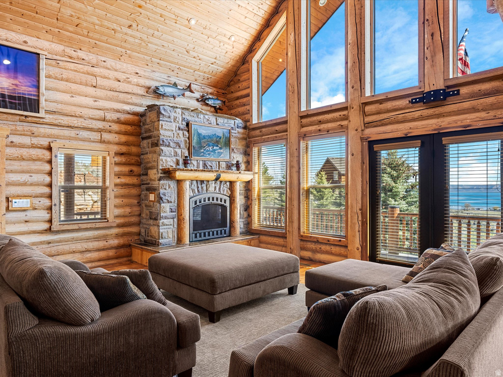 2372 S HIDAWAY CIR Garden City, UT 84028